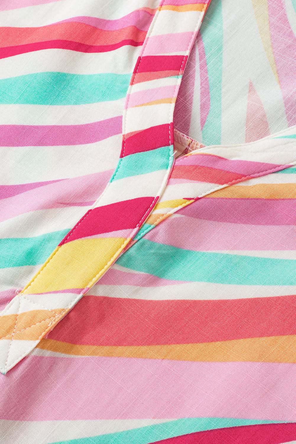 Chic plus-size abstract top, white - Love Salve 