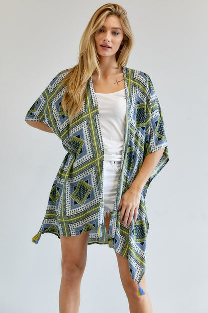 Loose printed kimono - short sleeve