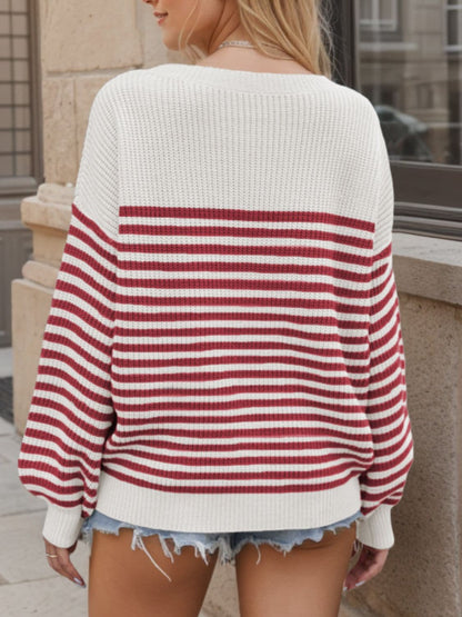 Cozy striped long sleeve sweater with round neck