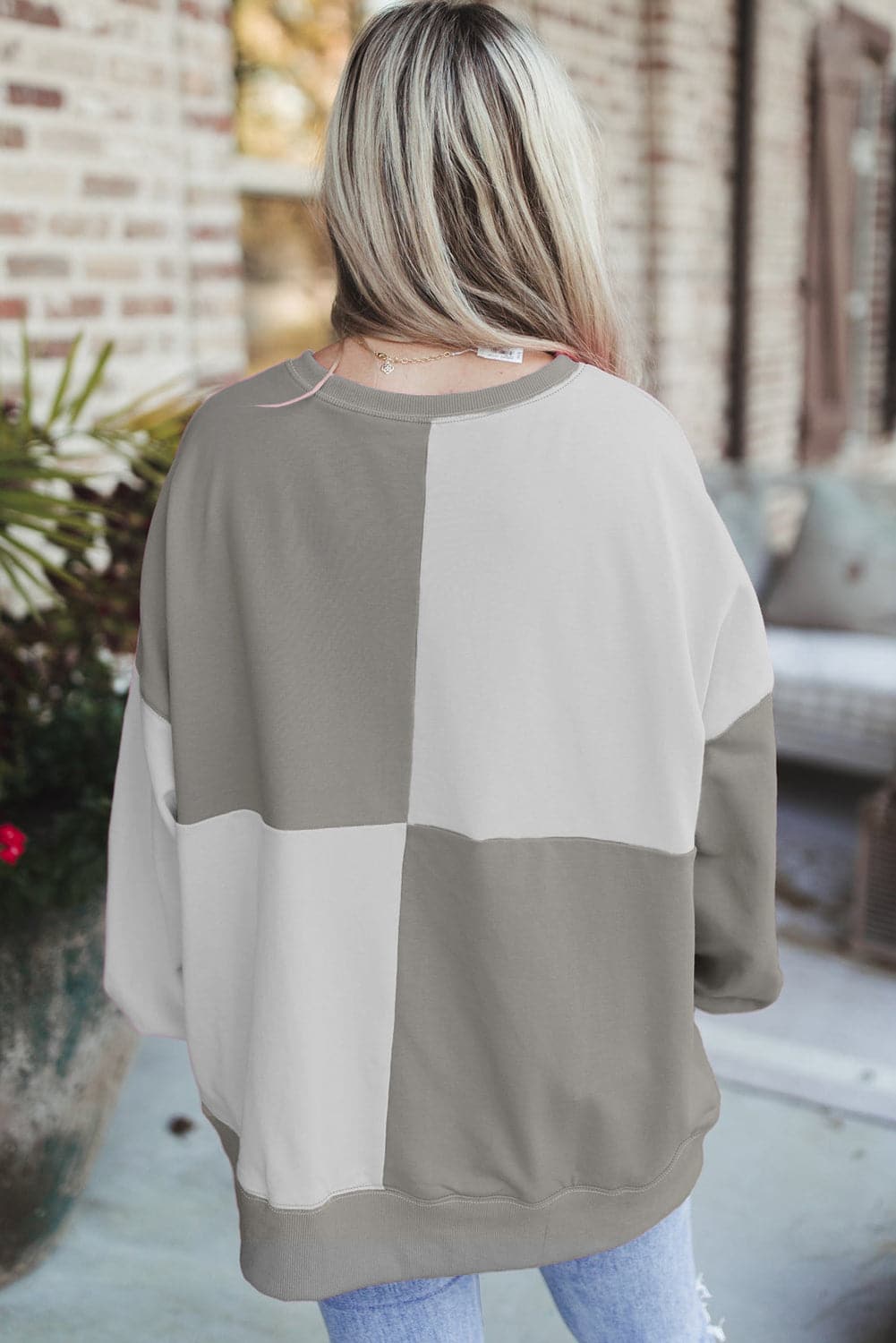 Contrast Half Button Long Sleeve Sweatshirt.