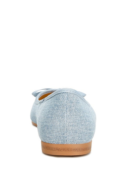 Charming denim ballerinas with bows