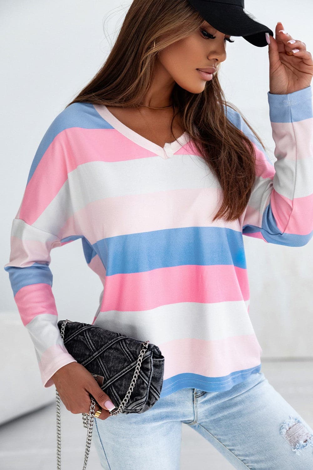 Color Block V-Neck Long Sleeve T-Shirt.