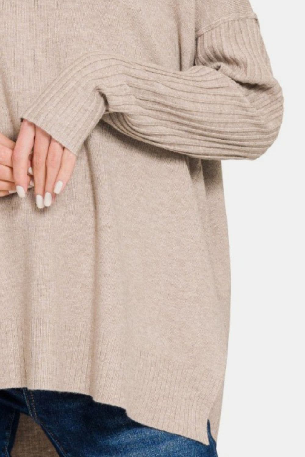 Chic V-neck high-low sweater with side slits