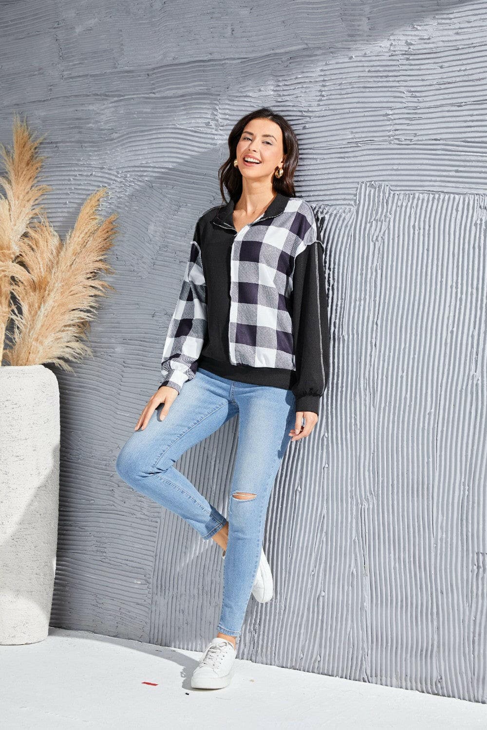 Plaid Exposed Seam Long Sleeve Blouse.