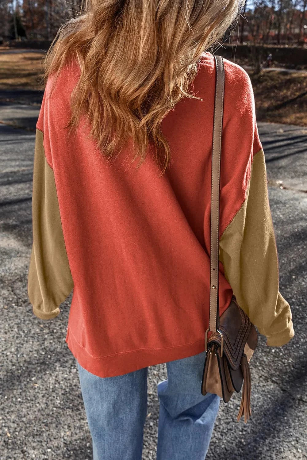 Color-blocked round neck long sleeve sweatshirt