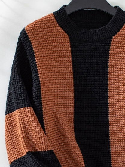 Color block knit sweater - round neck