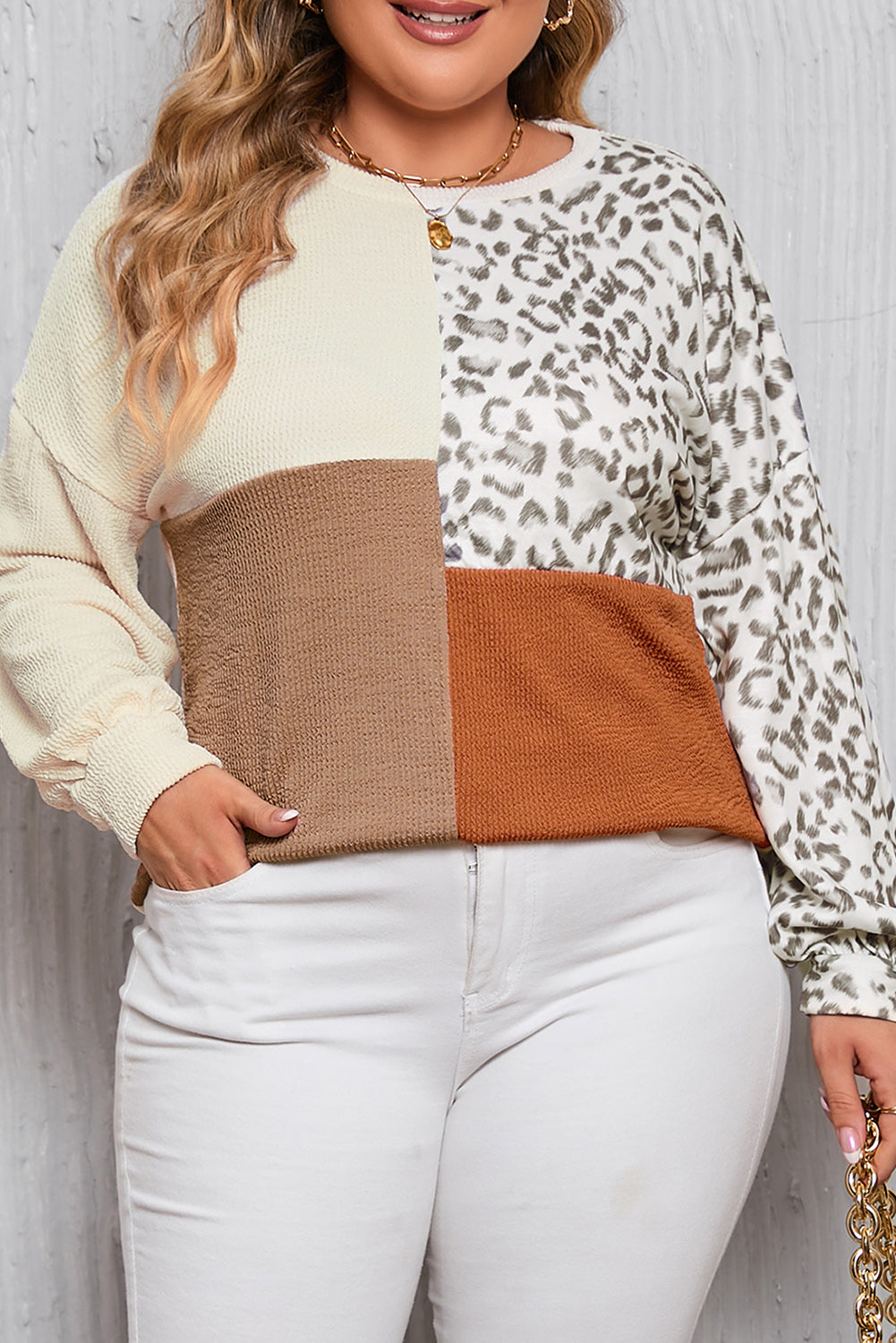 Chic khaki plus size top with leopard color block design