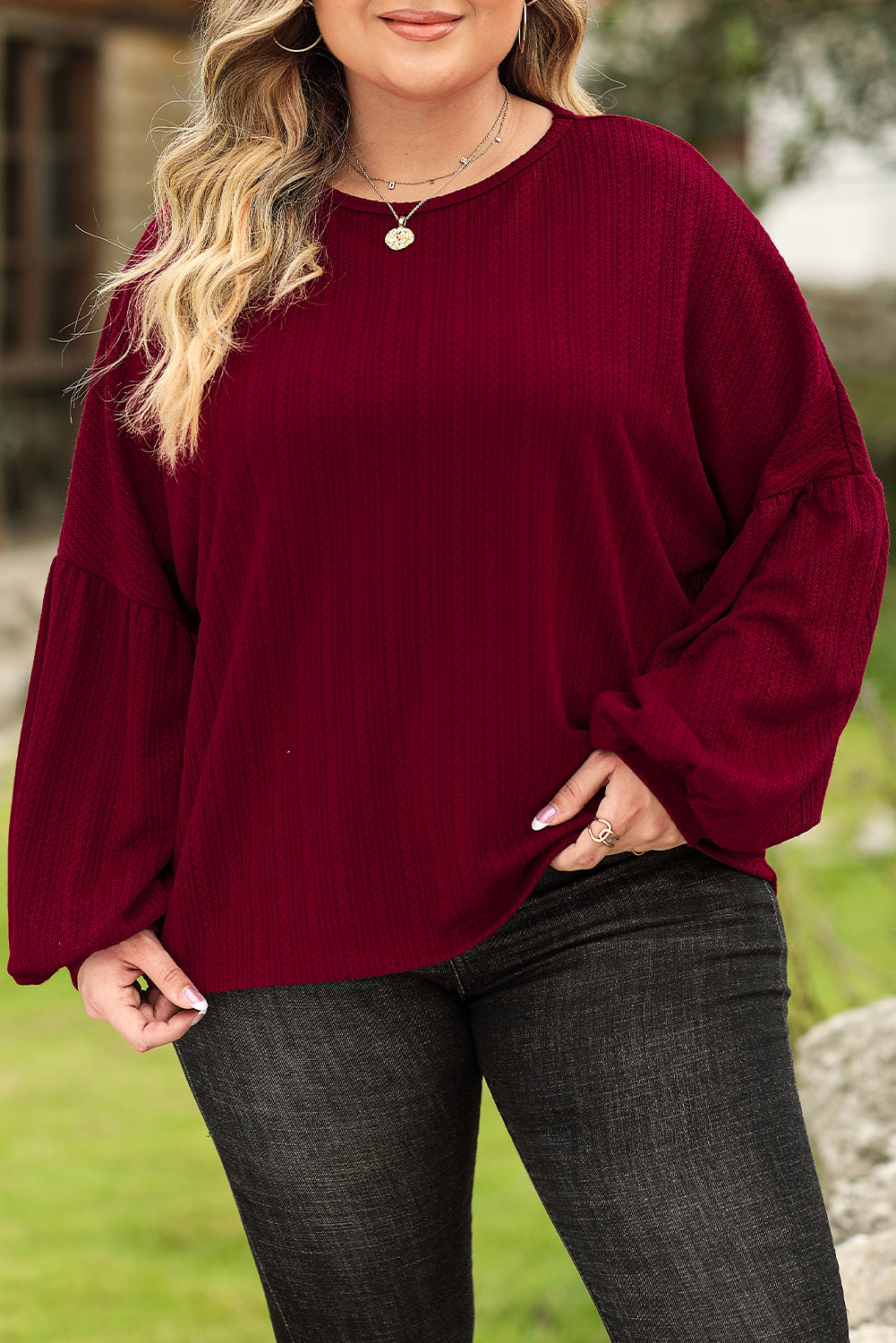 Chic red dahlia plus size textured knit top with playful balloon sleeves