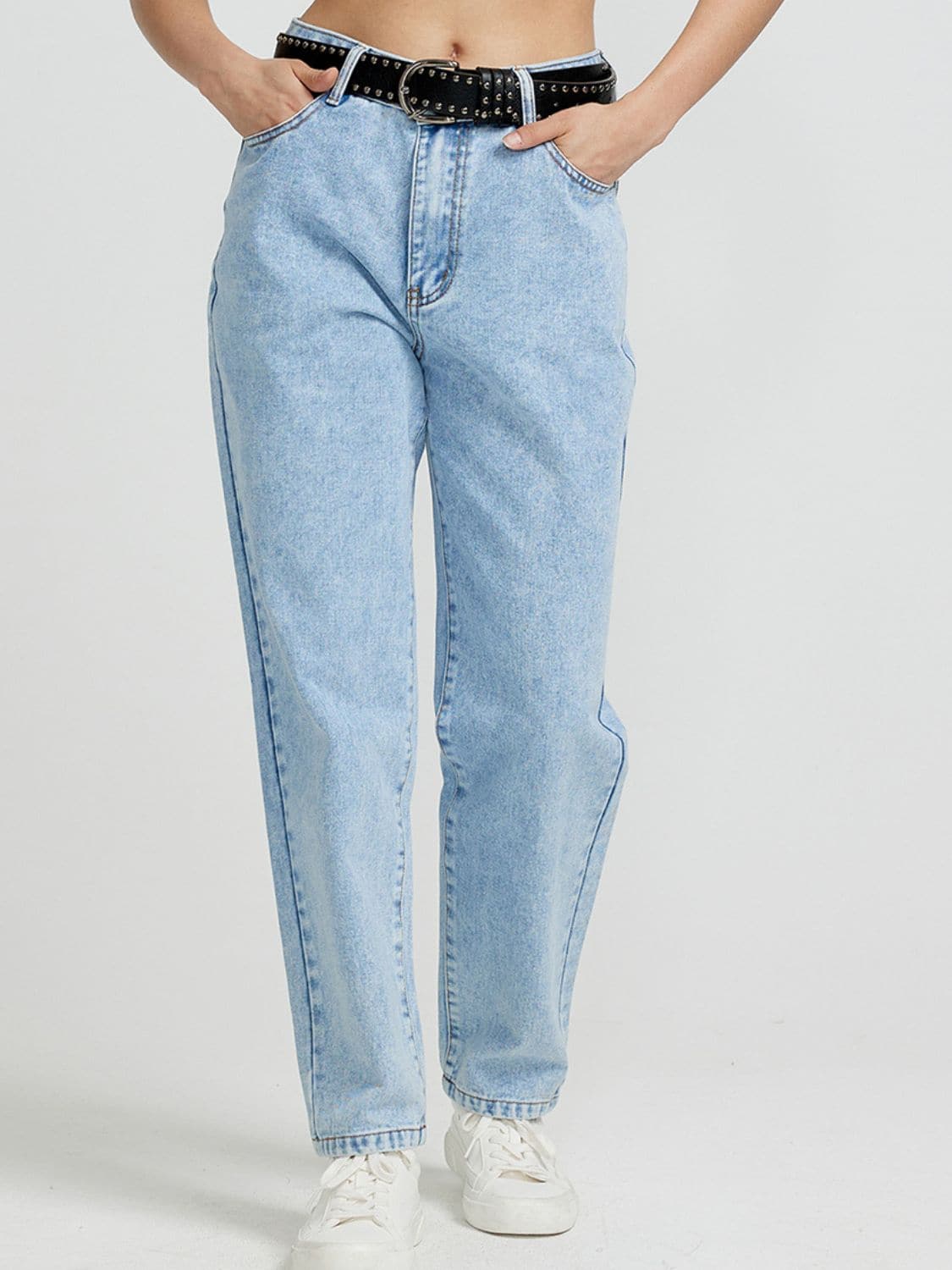 Pocketed Straight Leg Jeans.