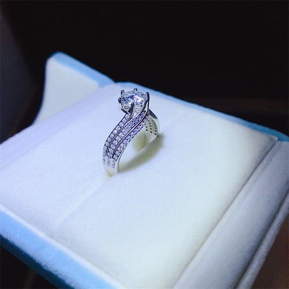 1 Carat Moissanite 925 Sterling Silver Ring.