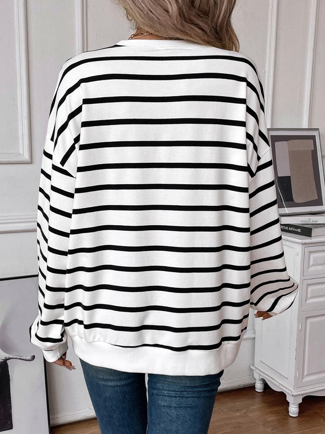 Striped Round Neck Long Sleeve Sweatshirt.