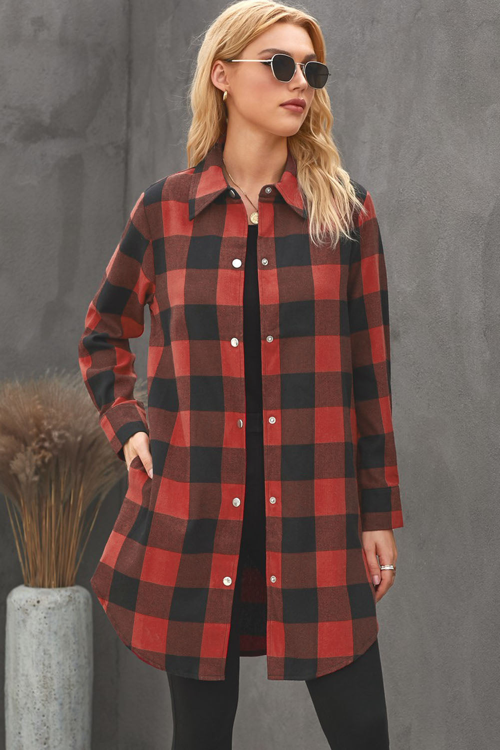 Chic plaid shirt coat with elegant turn-down collar in fiery red