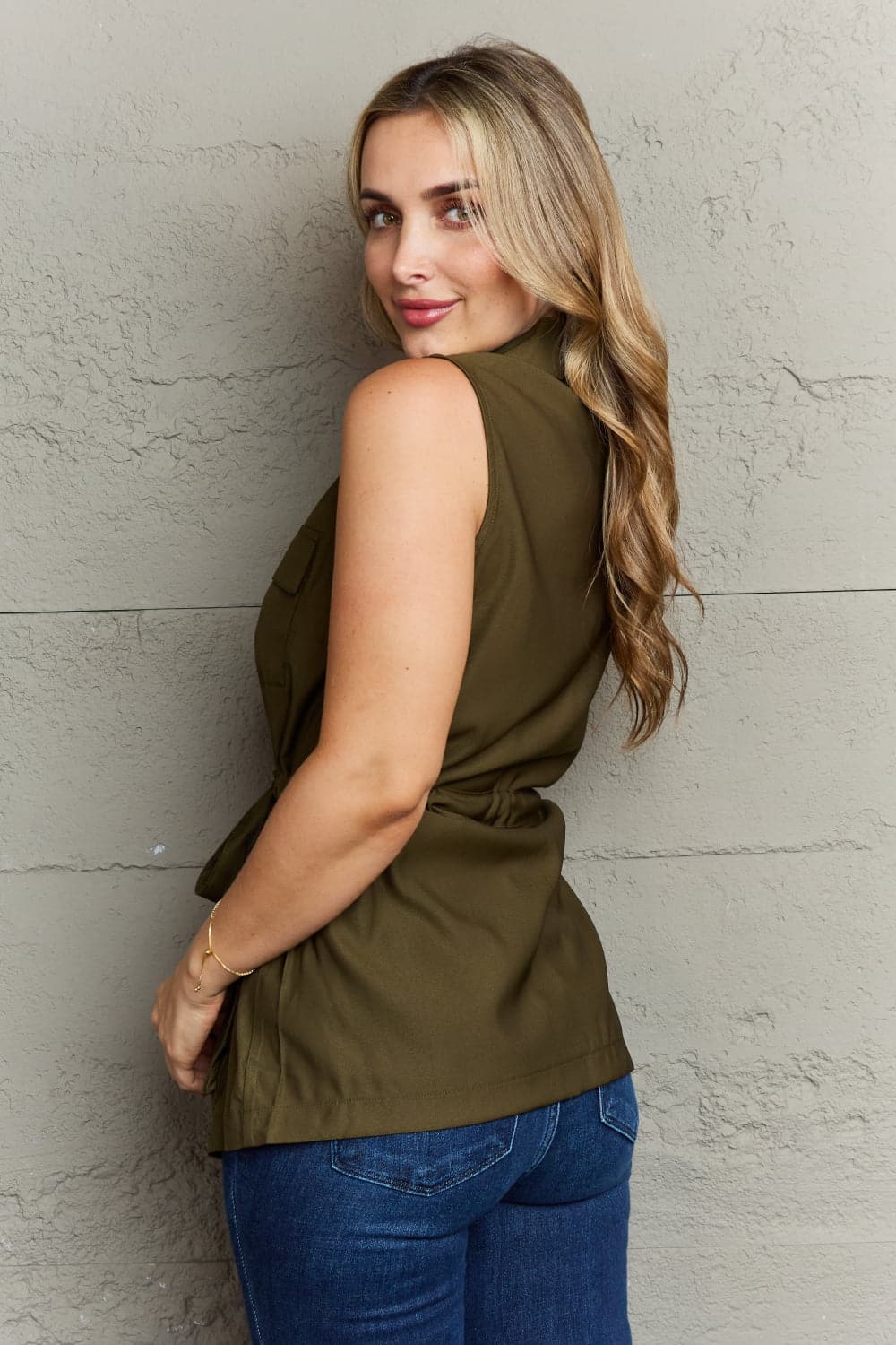 Ninexis Follow The Light Sleeveless Collared Button Down Top.