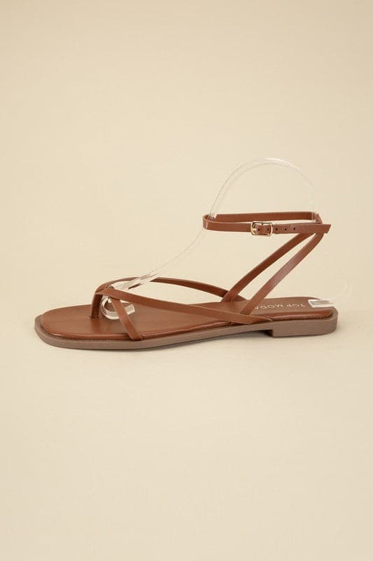 ELIO-1 Flat Sandals.