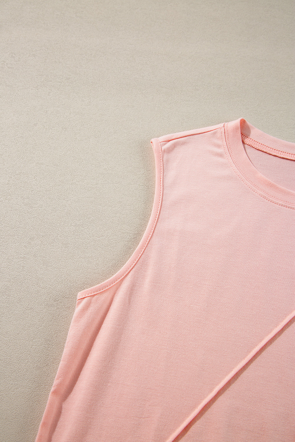 Chic pleated tank top in light pink