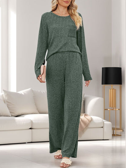 Cozy two-piece round neck top and pants ensemble