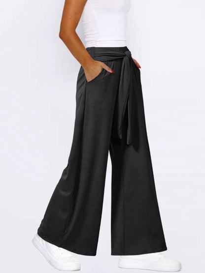 Chic tied wide-leg pants with convenient pockets