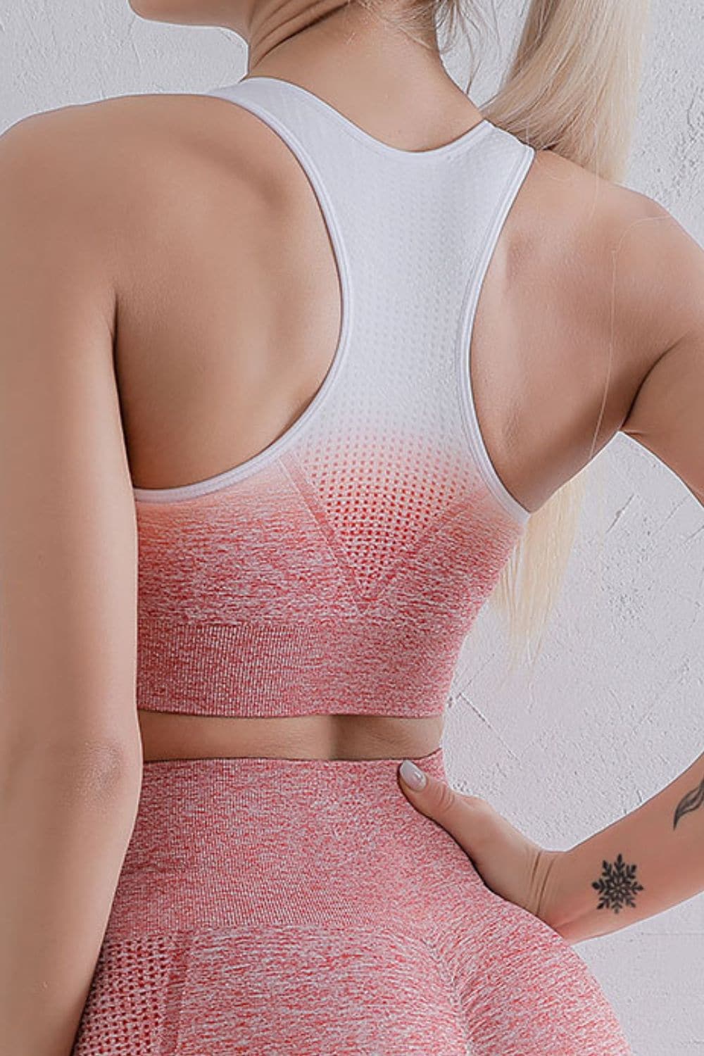 Gradient Sports Bra and Leggings Set.