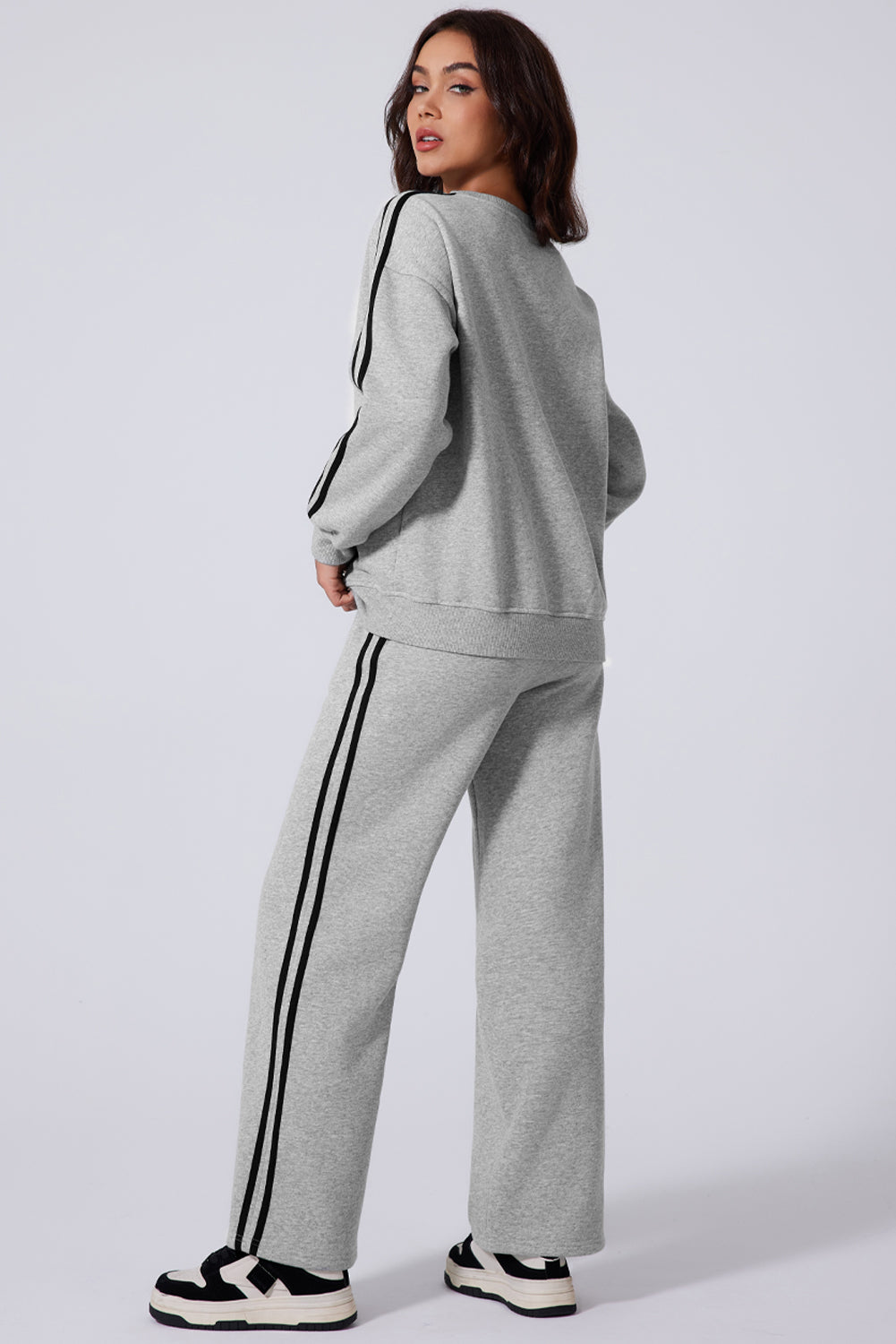 Light grey striped activewear set