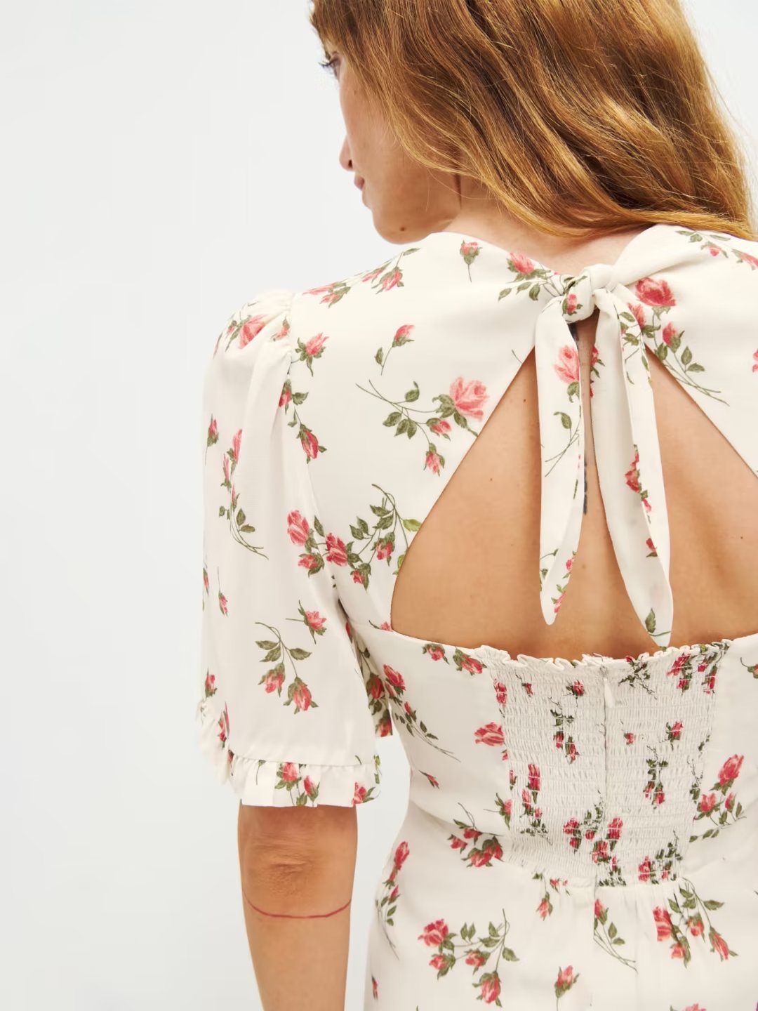 French Pastoral Fresh Floral Slim Fitting Stringy Selvedge Lace-up Dress Rose Printed Short Dress Bella Mia