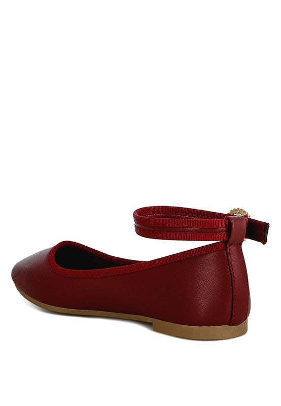 Danseur chic ankle strap flats