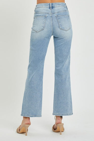 Timeless high-rise straight jeans for effortless style