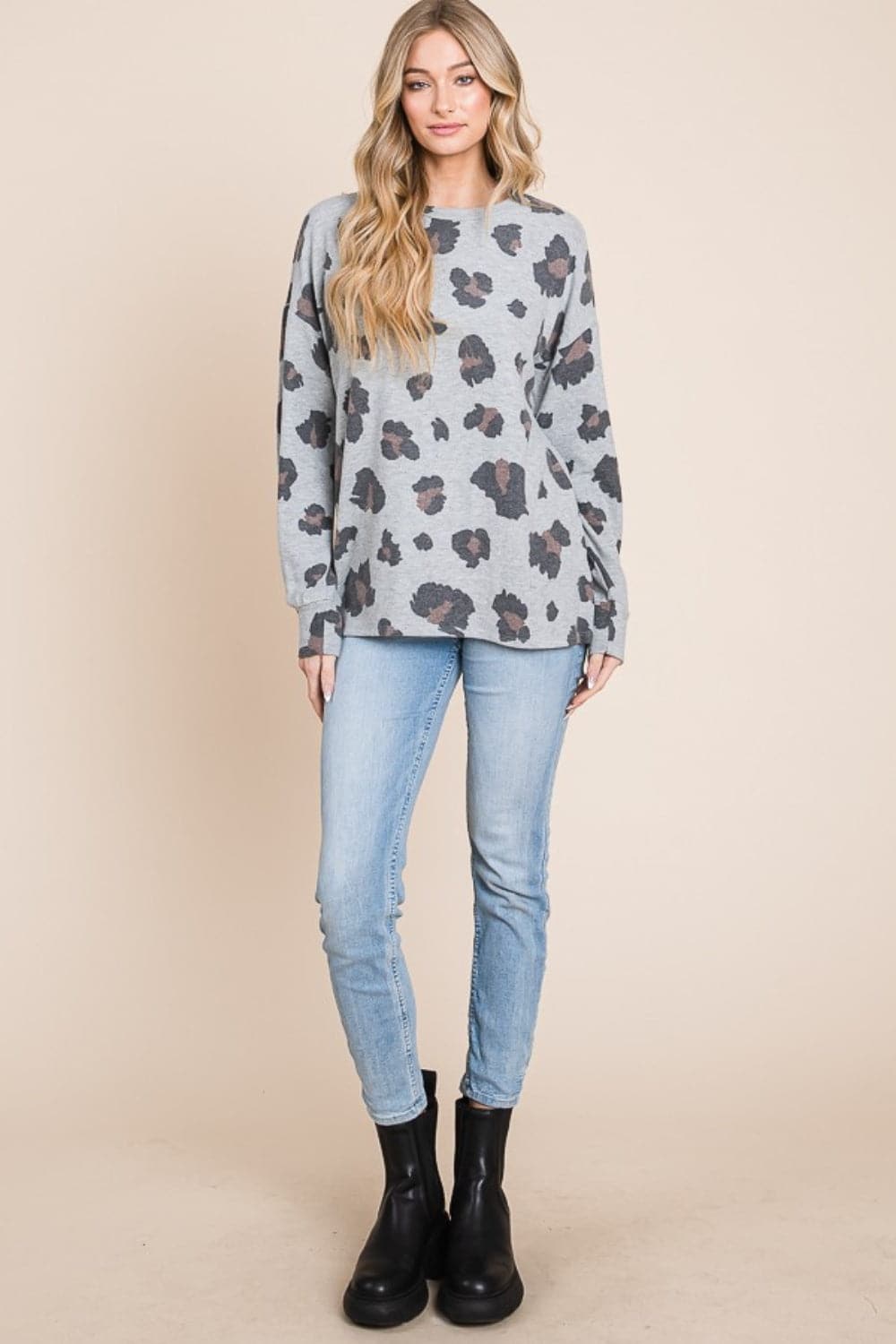 Leopard print oversized t-shirt for a bold look