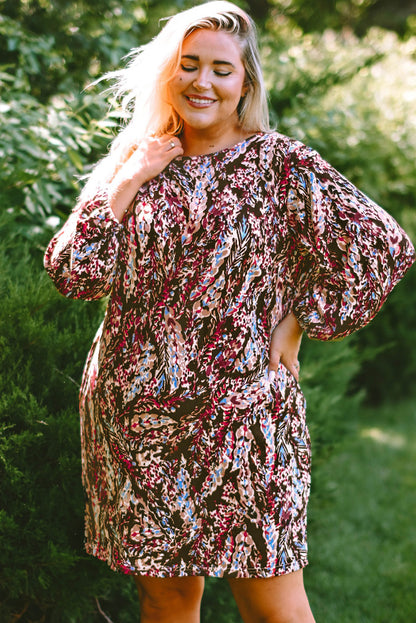 Chic Floral Print Plus Size Mini Dress in Fiery Red