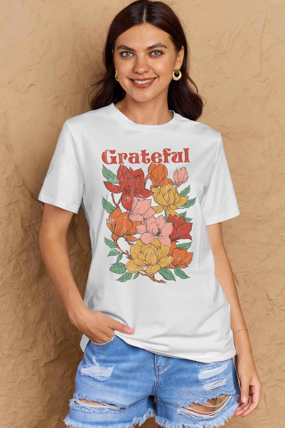 Simply Love: Grateful Flower Tee