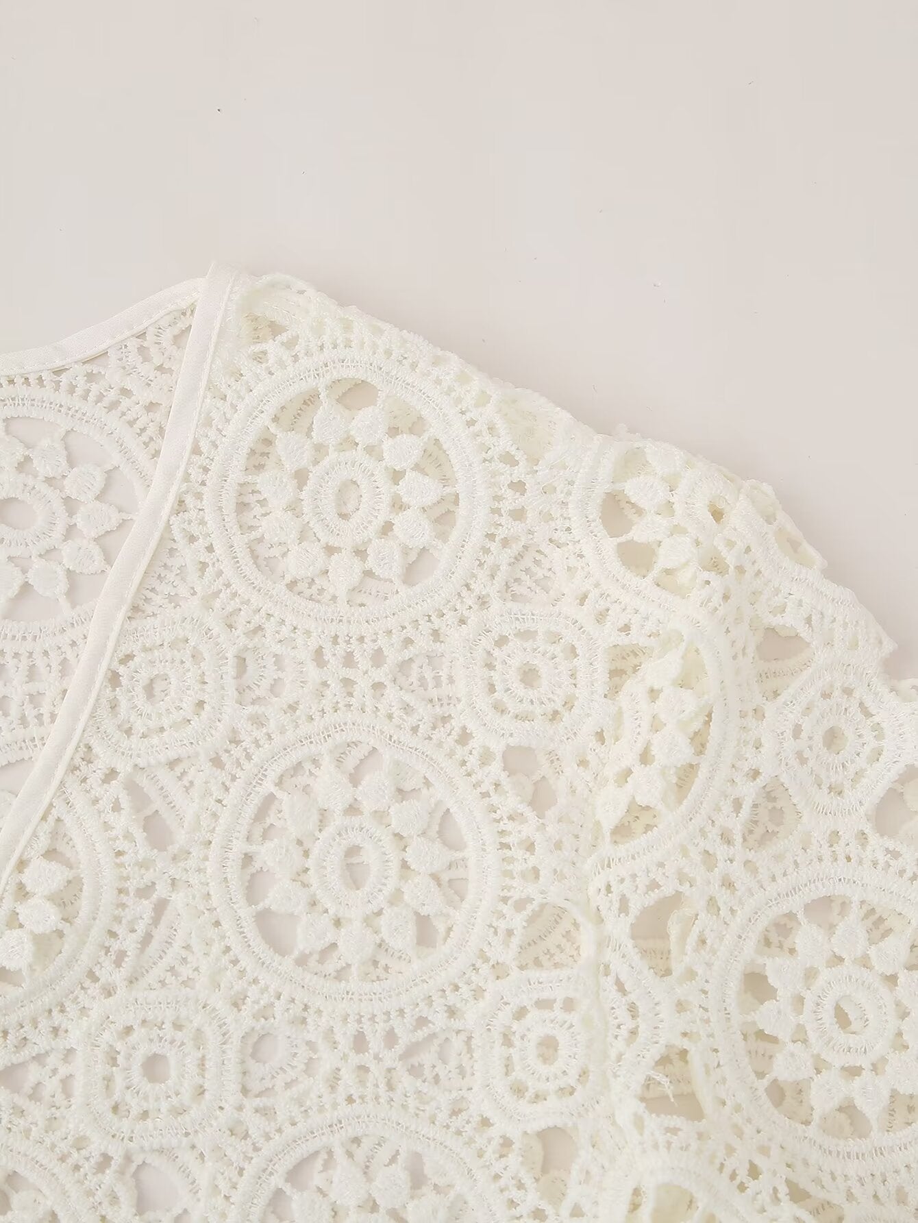 Spring Women Clothing Lace Embroidery Slim Fit Maxi Dress Women Bella Mia