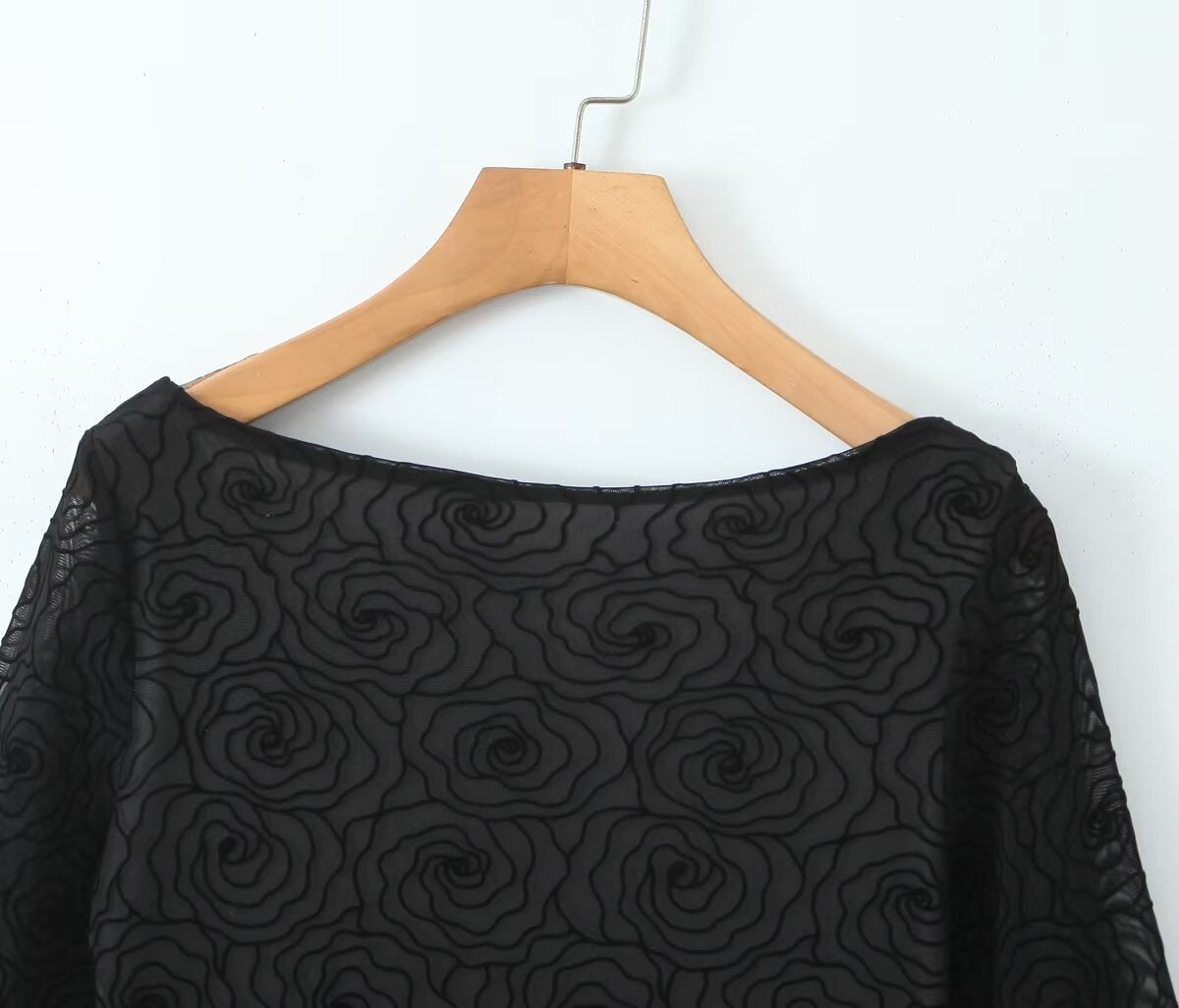 Sexy Pure Black Floral Line round Neck Long Sleeve A line Dress Women Slim Fit Cinched Short Dress Slimming Bella Mia