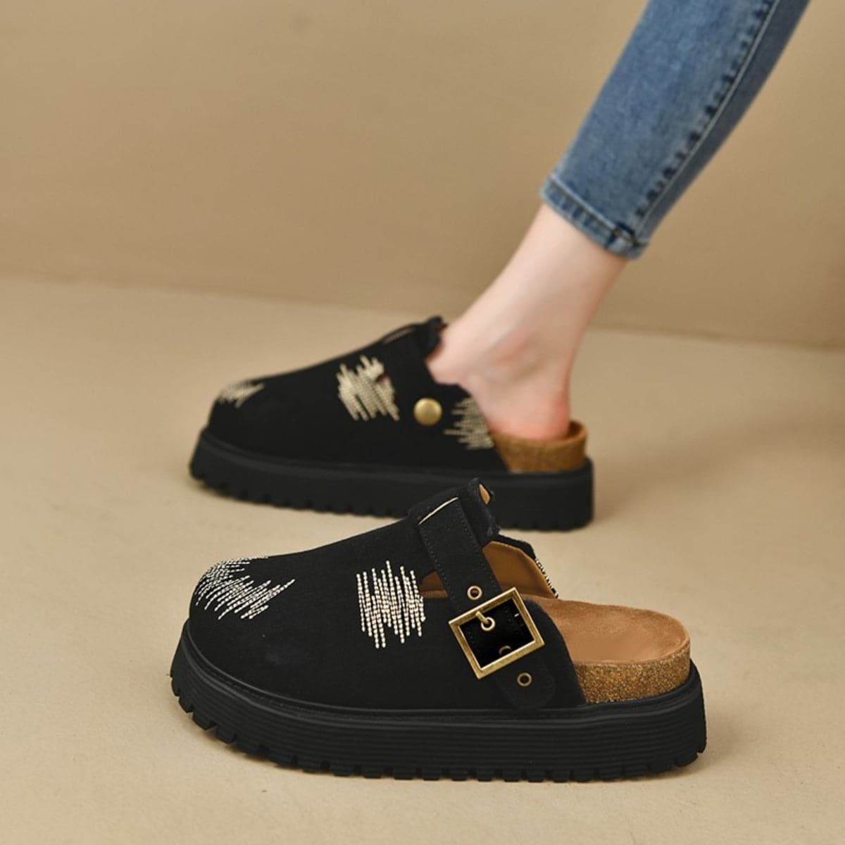 Round Toe Platform Loafers.