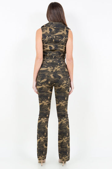 V-cut camo flared pants