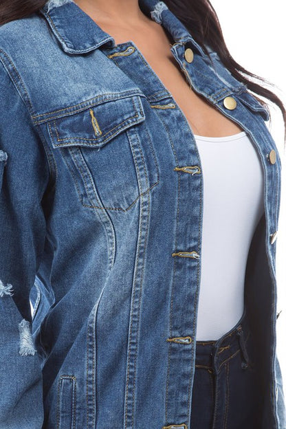 Stylish women's denim jacket for every occasion