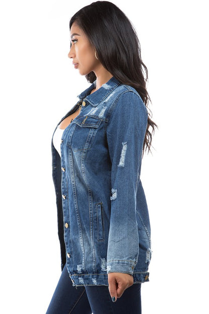 Stylish women's denim jacket for every occasion