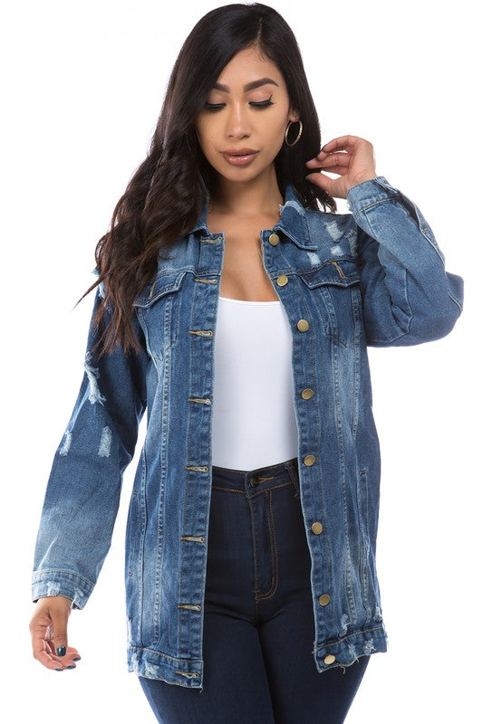 Chic women's denim jacket - versatile style