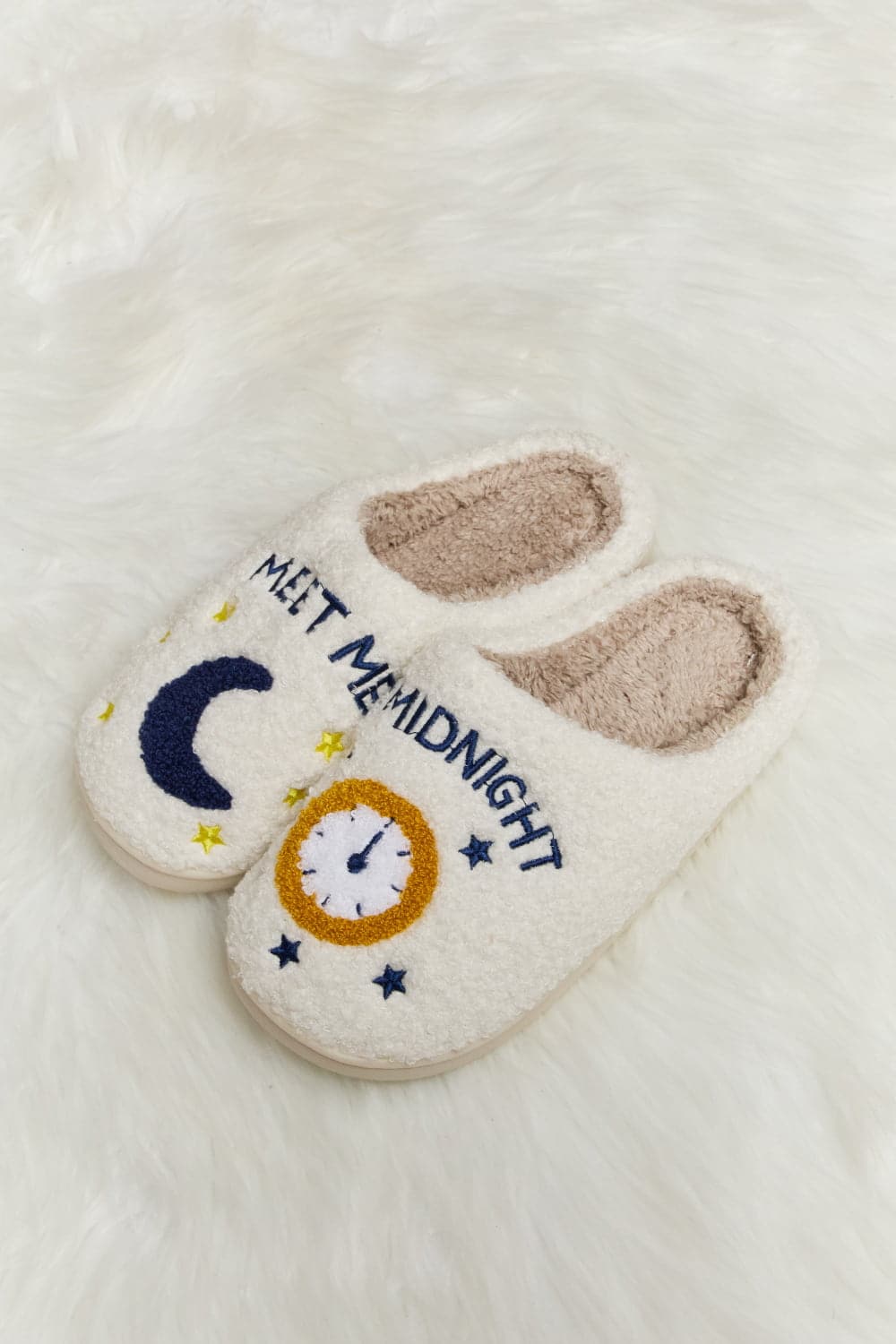 Melody Printed Plush Slide Slippers.