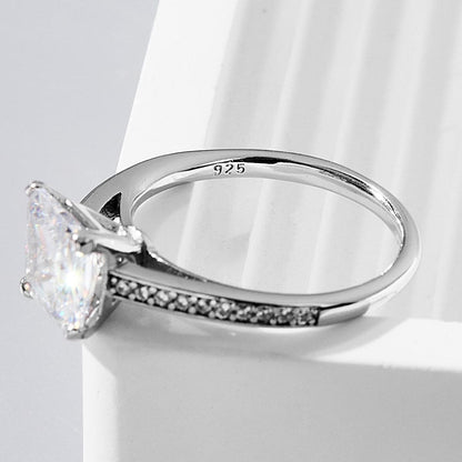 Elegant Zircon-adorned 925 Sterling Silver Ring