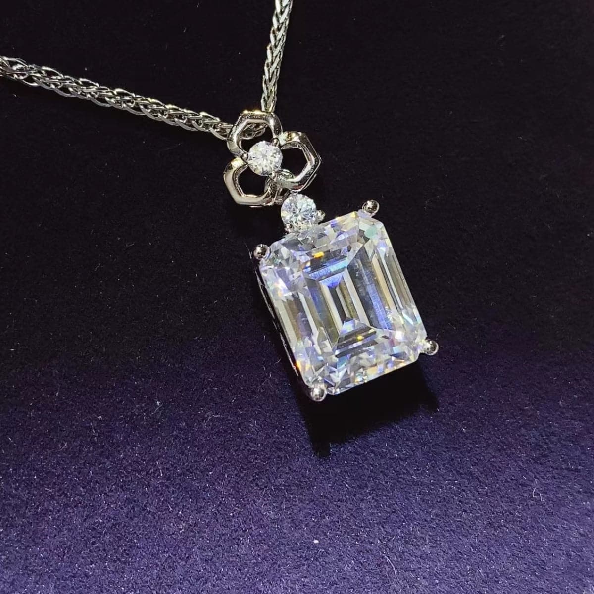 5 Carat Moissanite 925 Sterling Silver Necklace.