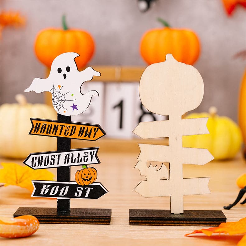 Charming wooden Halloween decor ornaments set