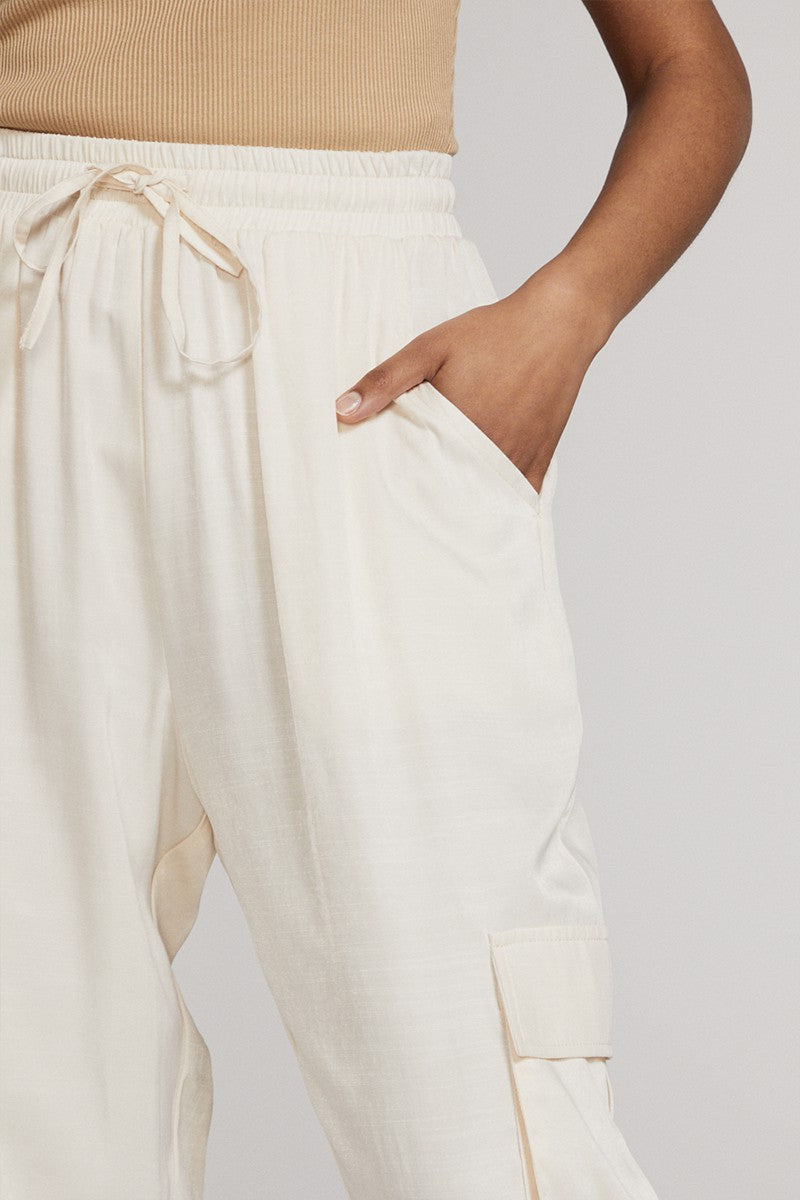 Textured satin cargo pants Miss Sparkling