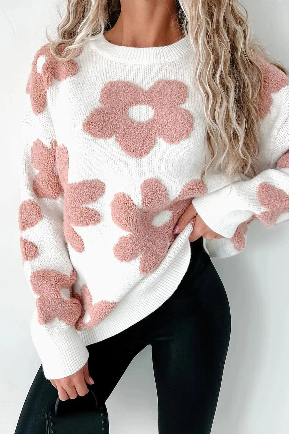 Flower Round Neck Long Sleeve Knit Top.