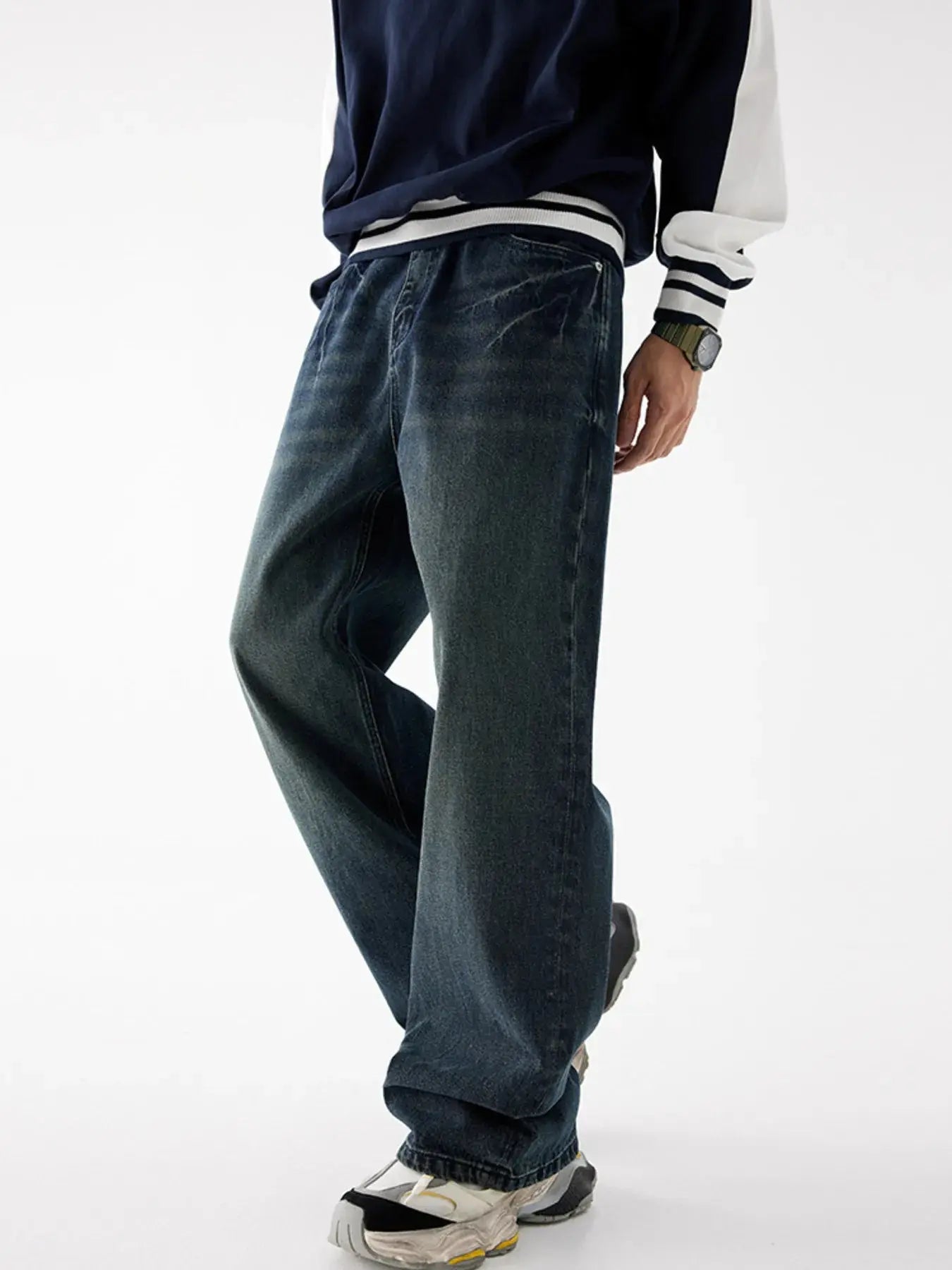 Men's Relaxed Fit Washed Jeans Simply Love