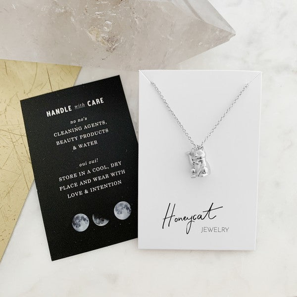 Lucky Cat Charm Necklace Coco’s Tee Boutique