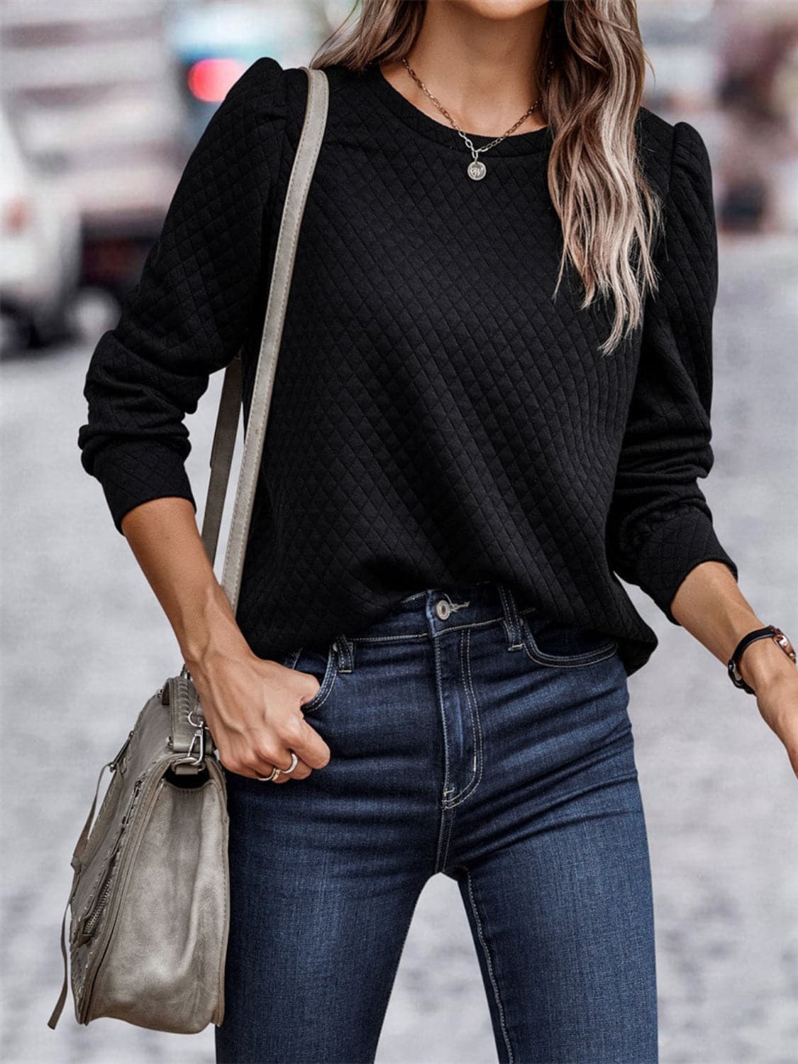 Round Neck Long Sleeve Sweatshirt.