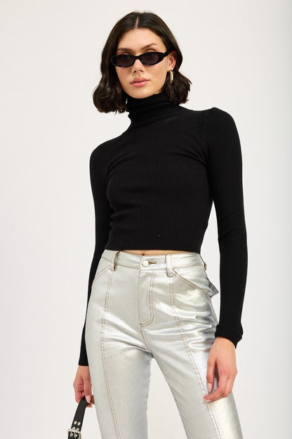 Chic turtle neck long sleeve top for effortless style