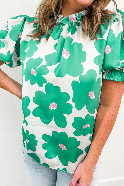 Chic green floral ruffle blouse with puff sleeves