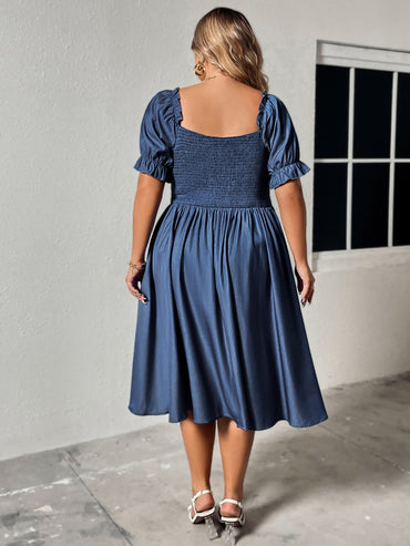 Plus Size Ruched Sweetheart Neck Dress.