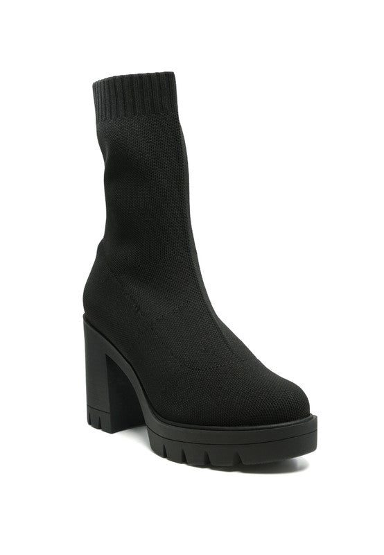 Stylish knitted block heel boots