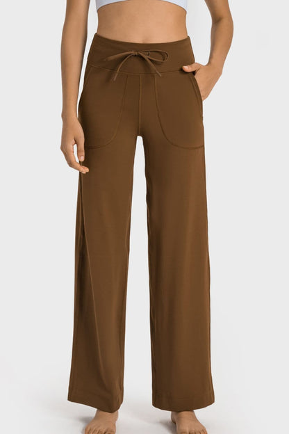 Drawstring Waist Wide Leg Sports Pants with Pockets.